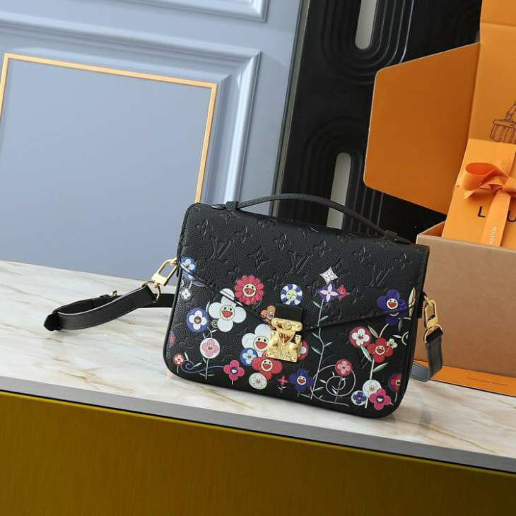 Picture of Louis Vuitton Handbags _SKUfw187784442fw